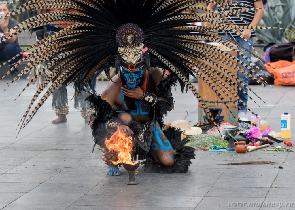 ALX_9337.jpg - Mexico City, Mexico - April 30, 2017: Aztec dancers dancing in Zocalo square.